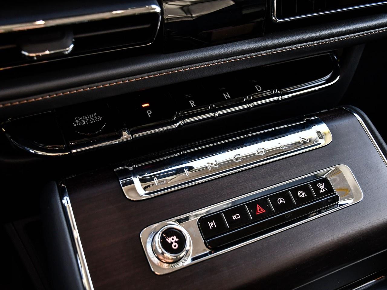 2027 Lincoln Aviator Reserve AWD Photo