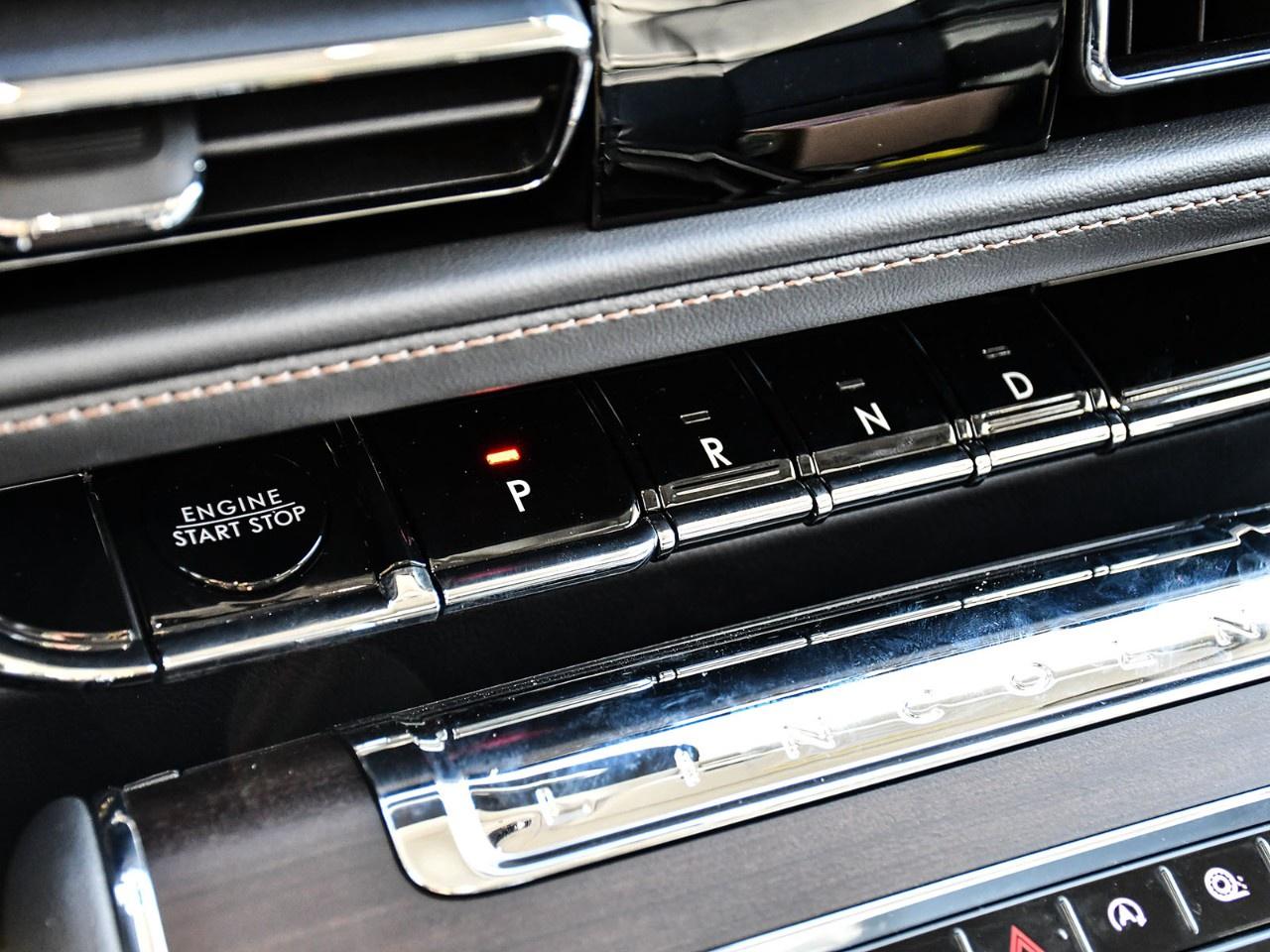 2027 Lincoln Aviator Reserve AWD Photo