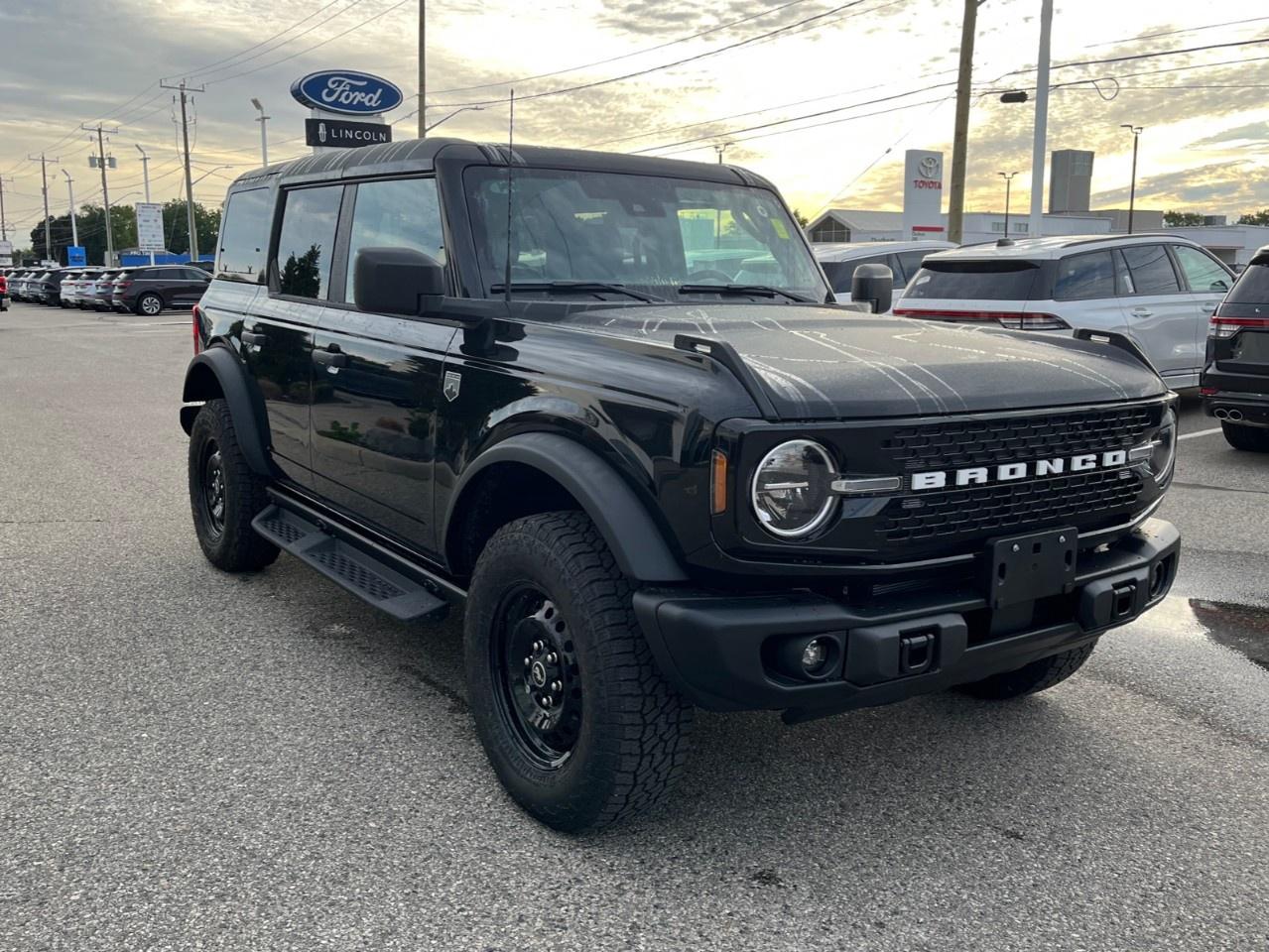 2026 Ford Bronco Big Bend 4 Door 4x4 Photo