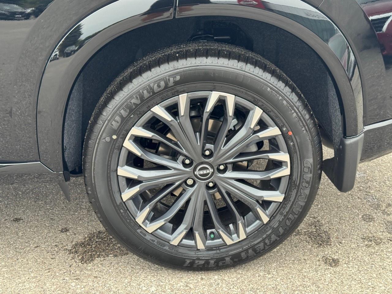 2026 Nissan Rogue AWD Platinum Photo