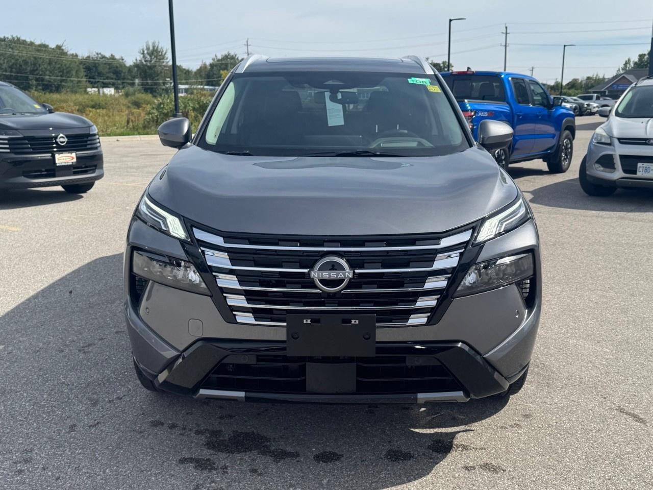2026 Nissan Rogue AWD Platinum Photo