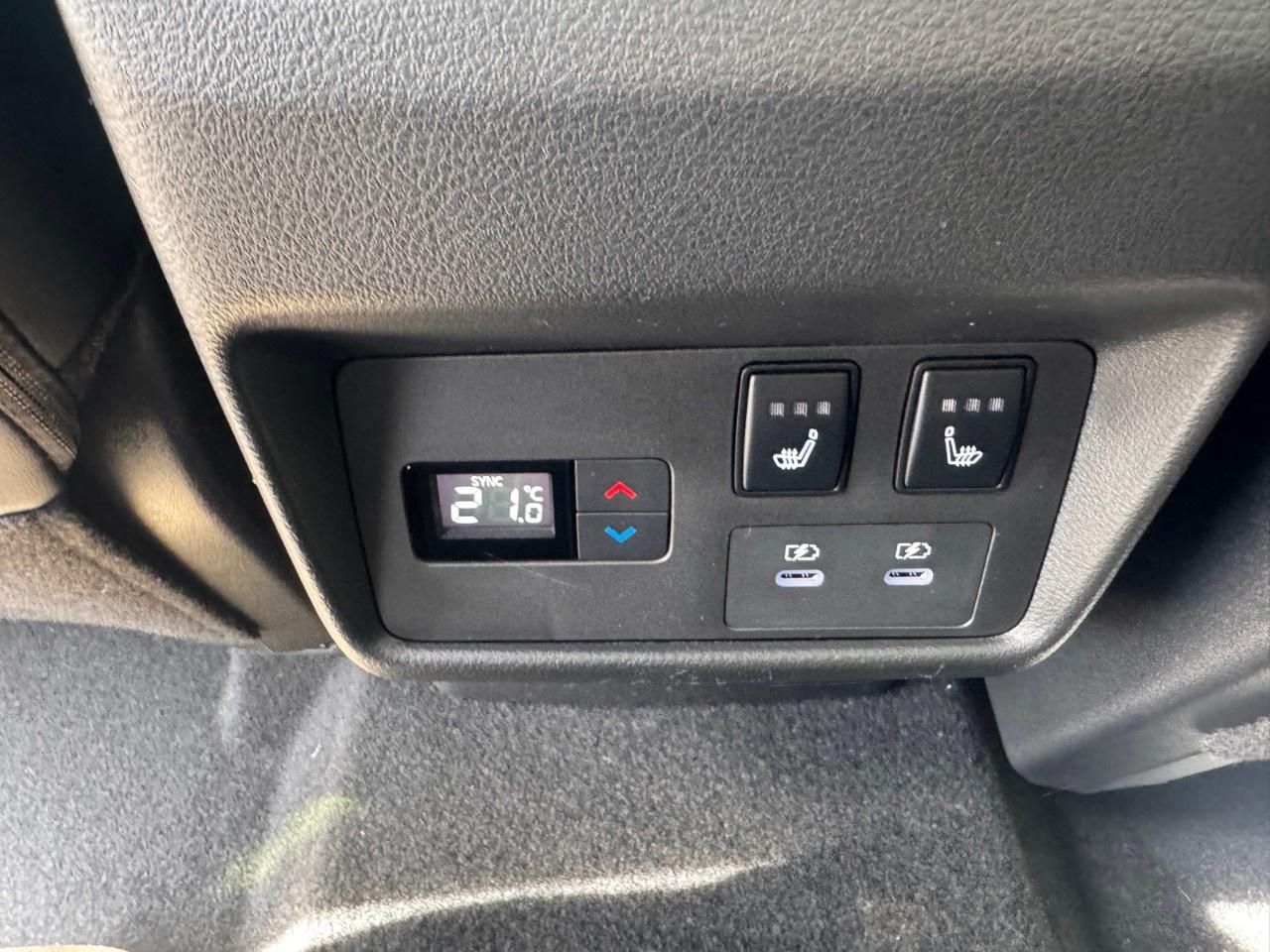 2026 Nissan Rogue AWD Platinum Photo