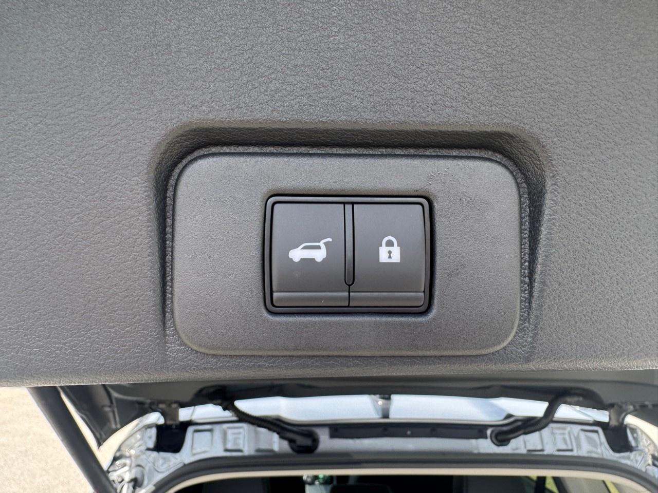 2026 Nissan Rogue AWD Platinum Photo