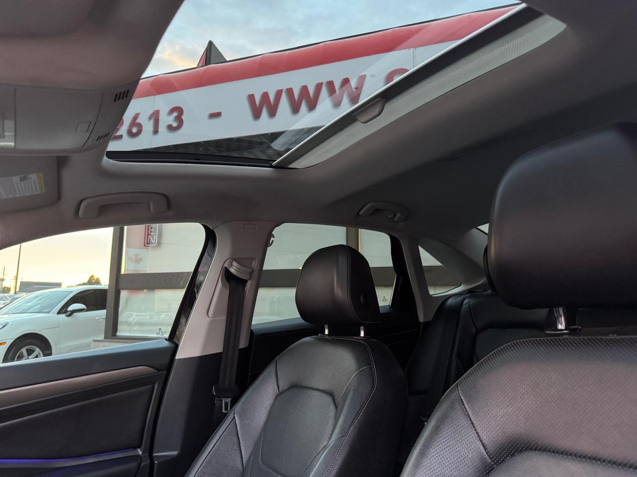 2019 Volkswagen Jetta 1.4 TSI Execline MANUAL | RARE | LOADED | ACCIDENT FREE Photo