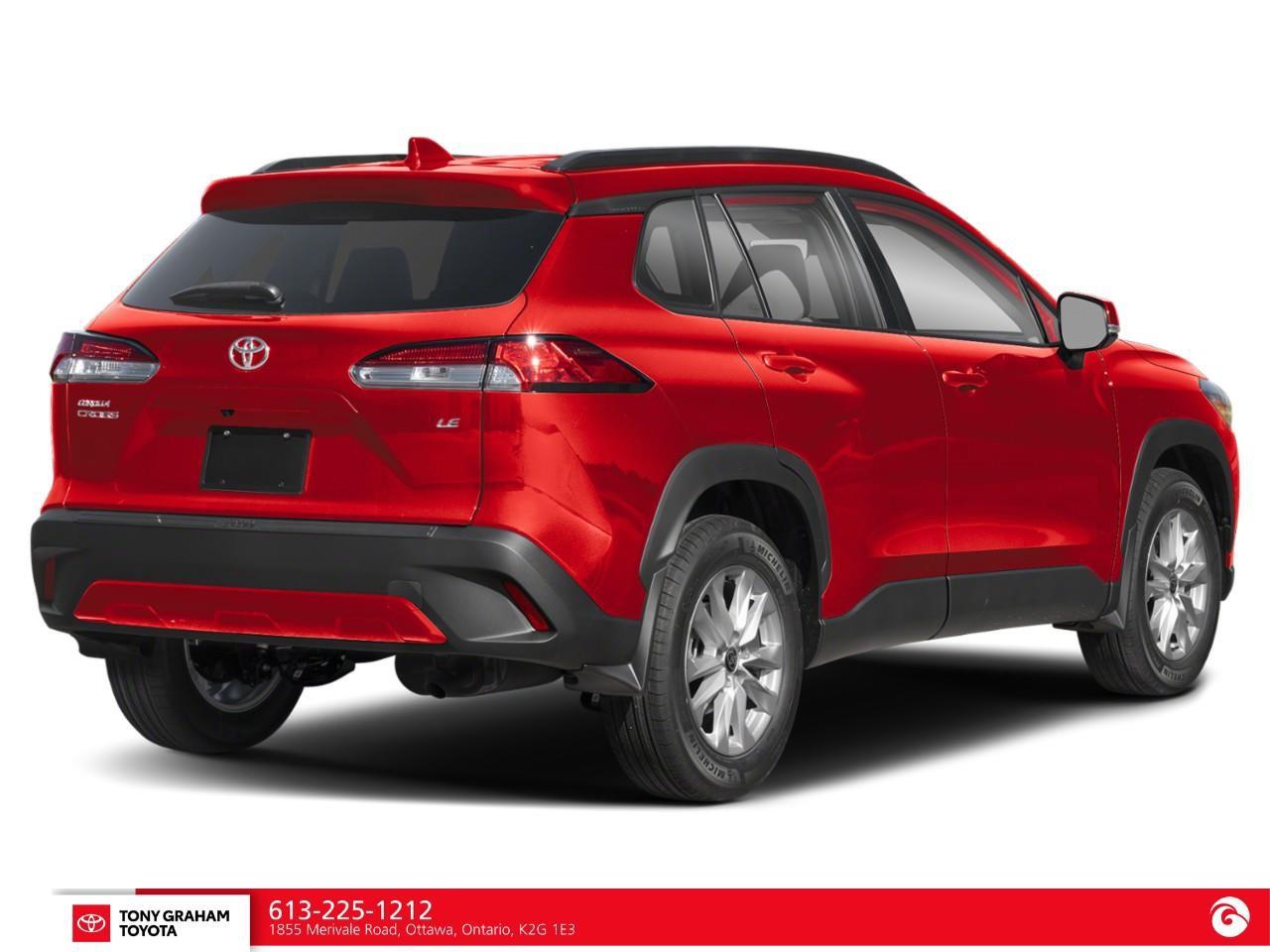 2025 Toyota Corolla Cross LE Photo