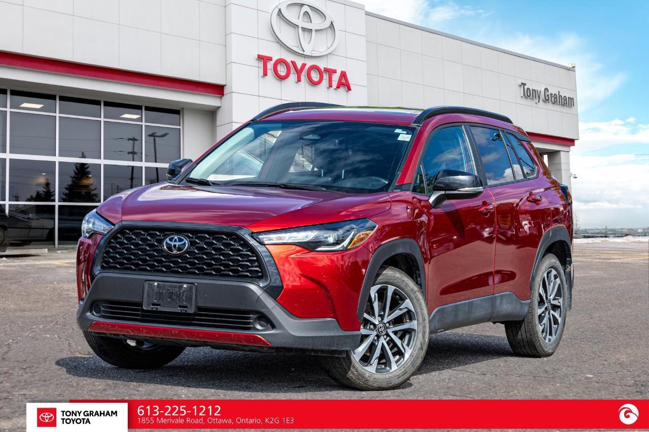 2025 Toyota Corolla Cross LE Photo0