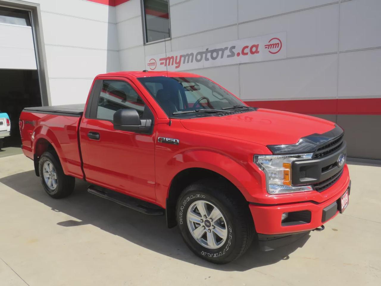2019 Ford F-150 XL | 4WD | Automatic | Regular Cab | XL Sport Appearance Package |  Alloy Wheels | Cruise Control | Back-Up Camera | Rear Park Assist | Pre-Collision Assist | Automatic Emergency Braking | Fog Lights | Tailgate Step | Trailer Tow Package | Pro Trailer Bac Photo0