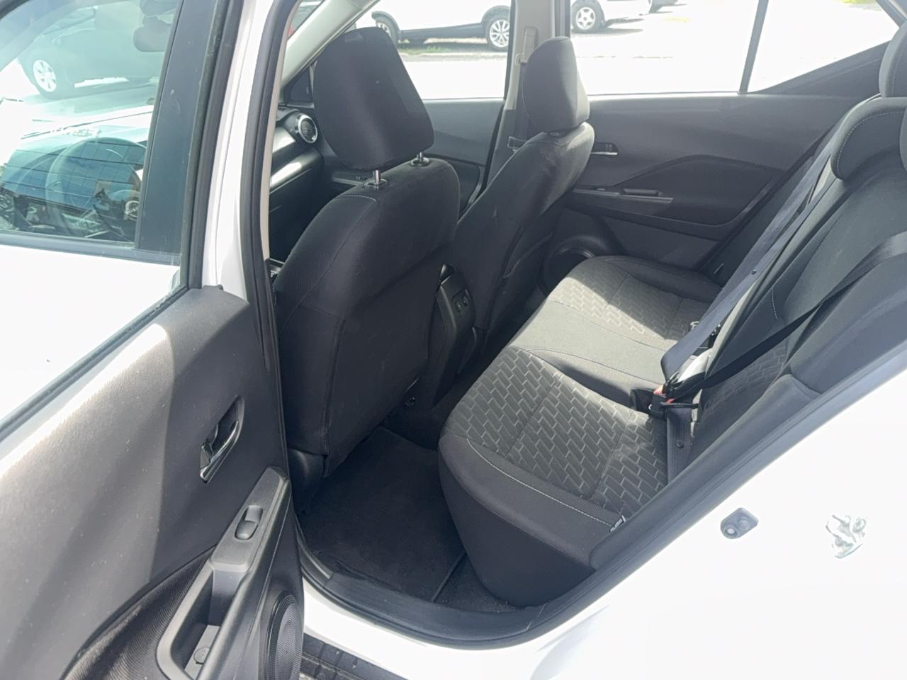 2025 Nissan Kicks Play SV