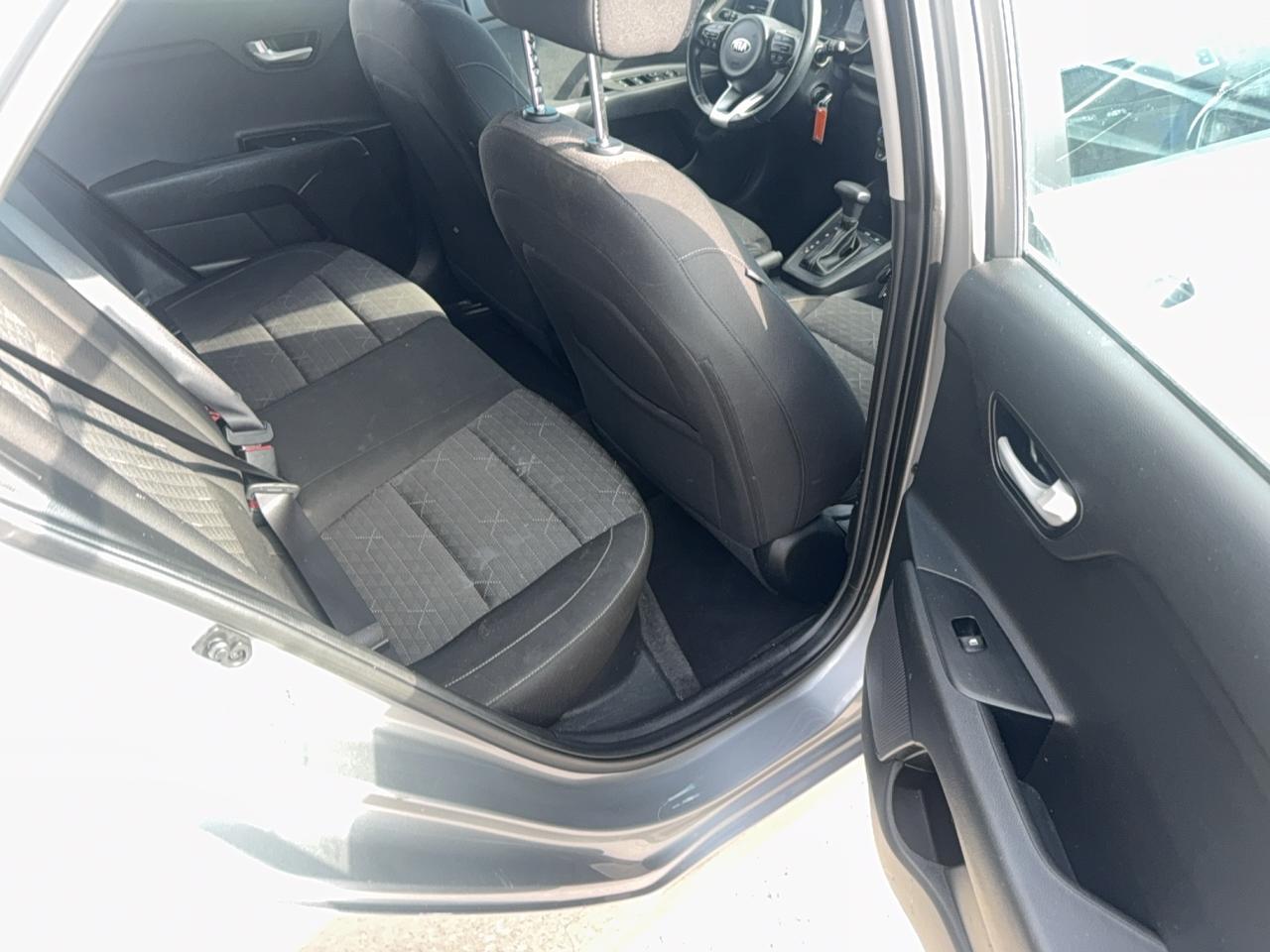 2021 Kia Rio 5-Door LX+