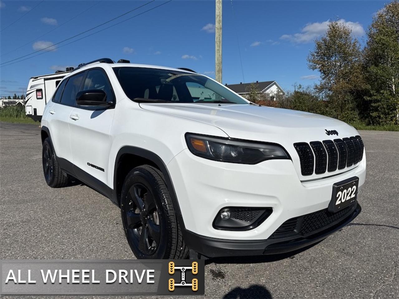 2022 Jeep Cherokee Altitude  Panoramic Sunroof - Low Mileage Photo