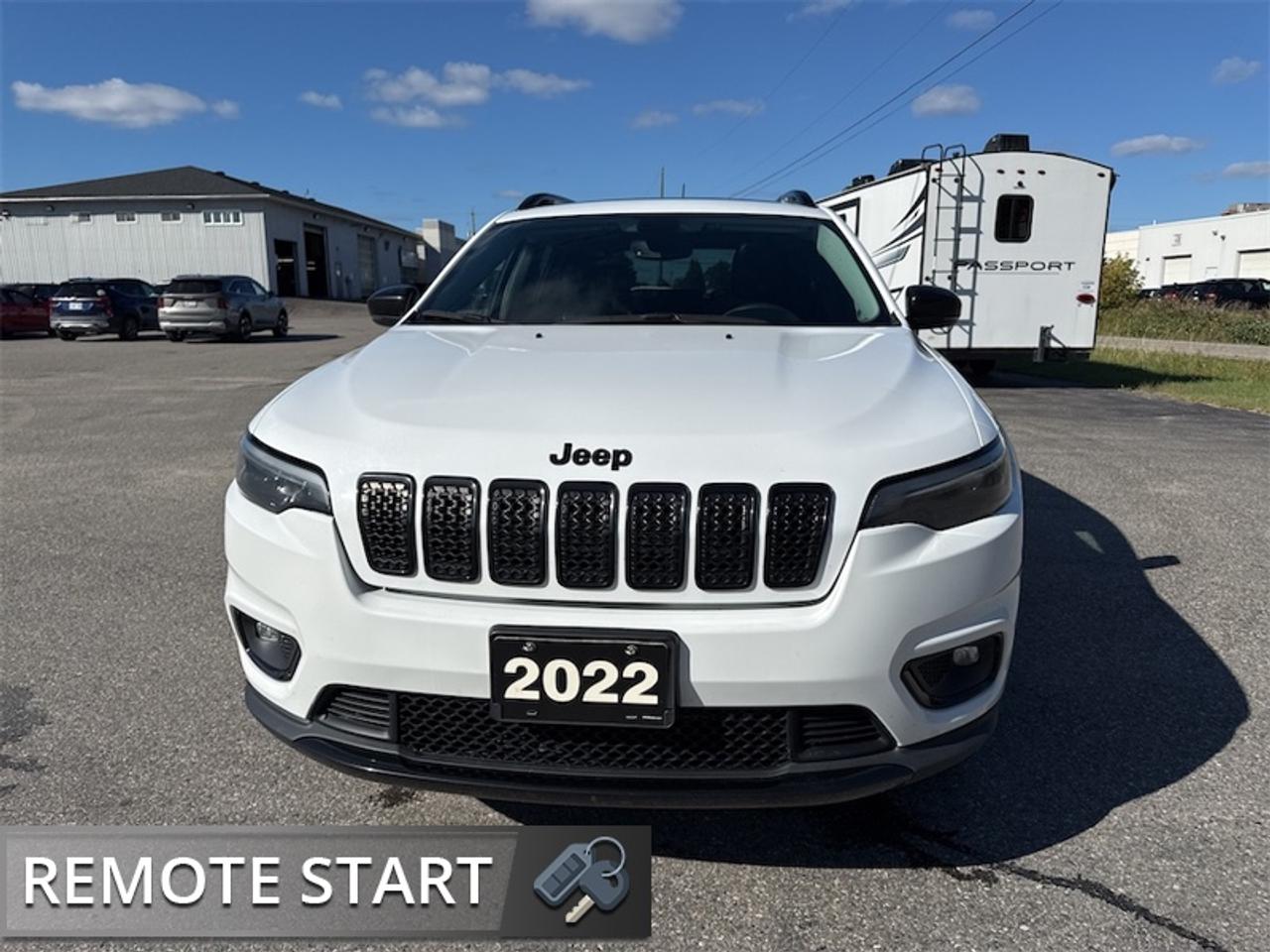 2022 Jeep Cherokee Altitude  Panoramic Sunroof - Low Mileage Photo