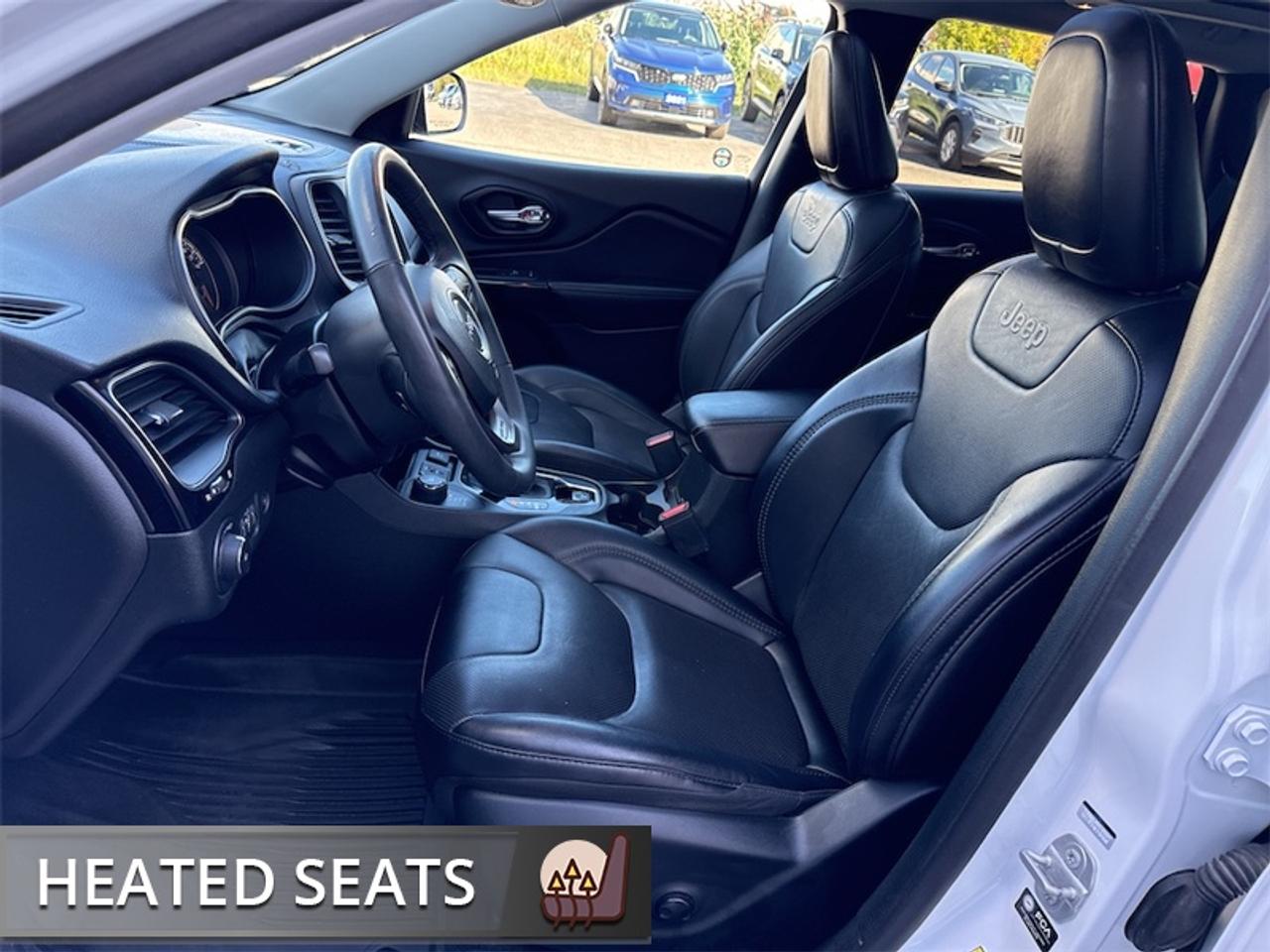 2022 Jeep Cherokee Altitude  Panoramic Sunroof - Low Mileage Photo