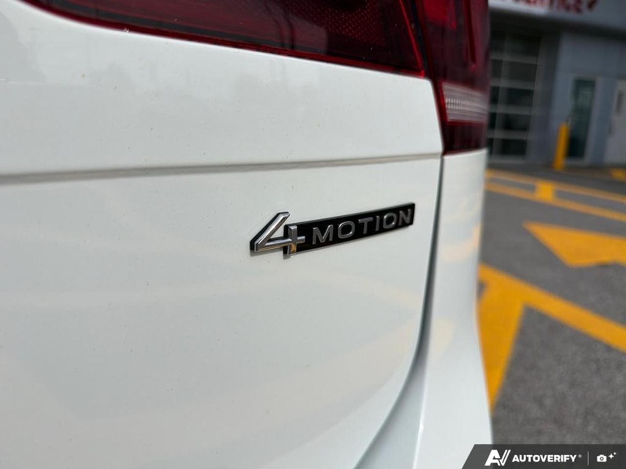 2024 Volkswagen Tiguan Comfortline  - Power Liftgate Photo