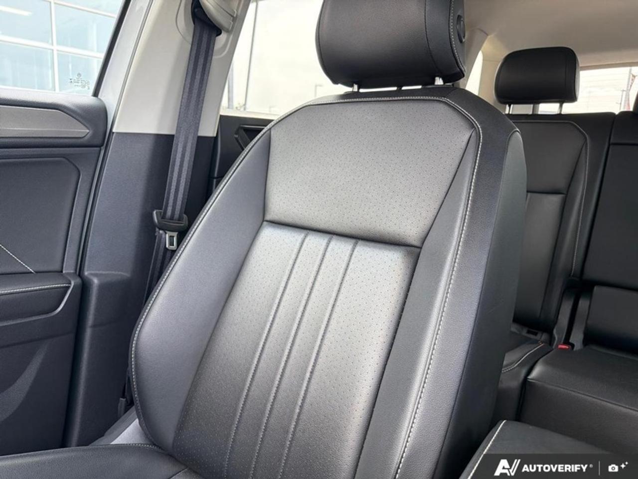 2024 Volkswagen Tiguan Comfortline  - Power Liftgate Photo