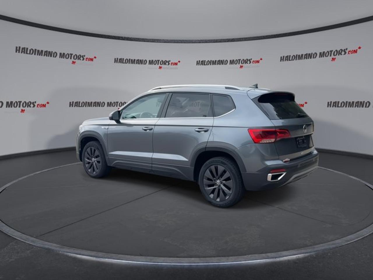 2024 Volkswagen Taos Comfortline FWD | No Accidents | Heated Steering Wheel Photo