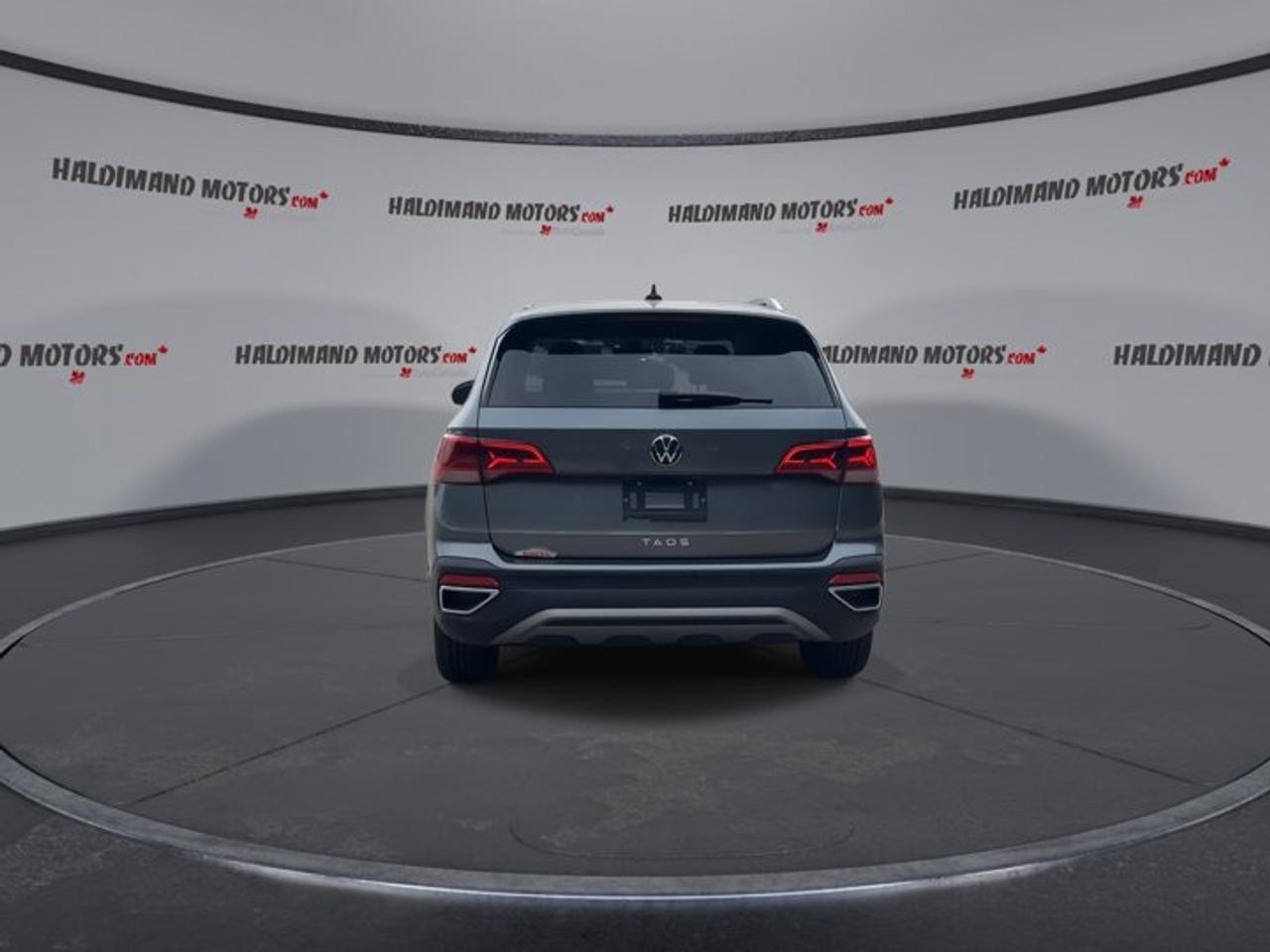 2024 Volkswagen Taos Comfortline FWD | No Accidents | Heated Steering Wheel Photo
