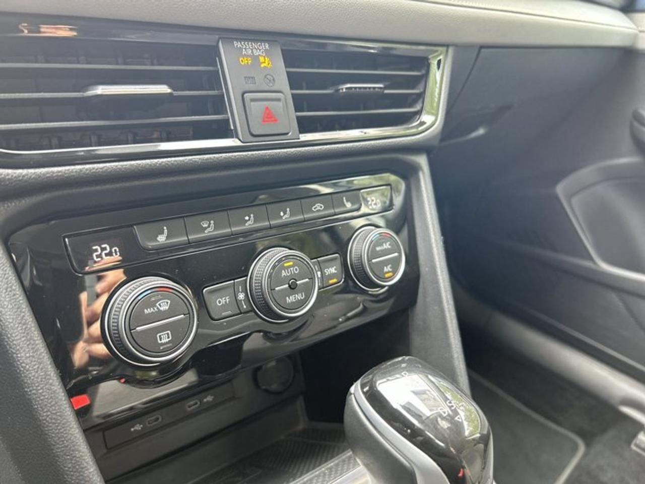 2024 Volkswagen Taos Comfortline FWD | No Accidents | Heated Steering Wheel Photo