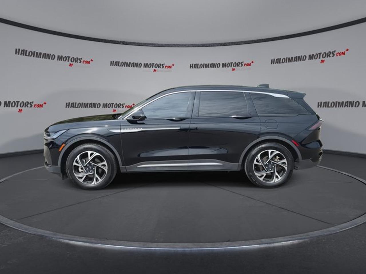 2025 Lincoln Nautilus Premiere AWD | One Owner | No Accidents | Leather Seats Photo