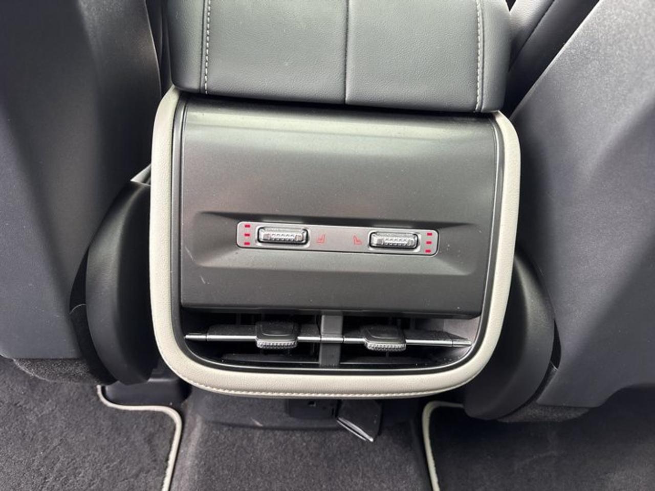 2025 Lincoln Nautilus Premiere AWD | One Owner | No Accidents | Leather Seats Photo