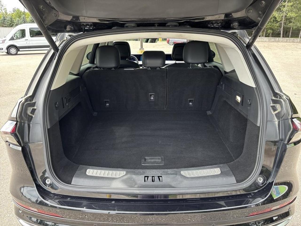 2025 Lincoln Nautilus Premiere AWD | One Owner | No Accidents | Leather Seats Photo