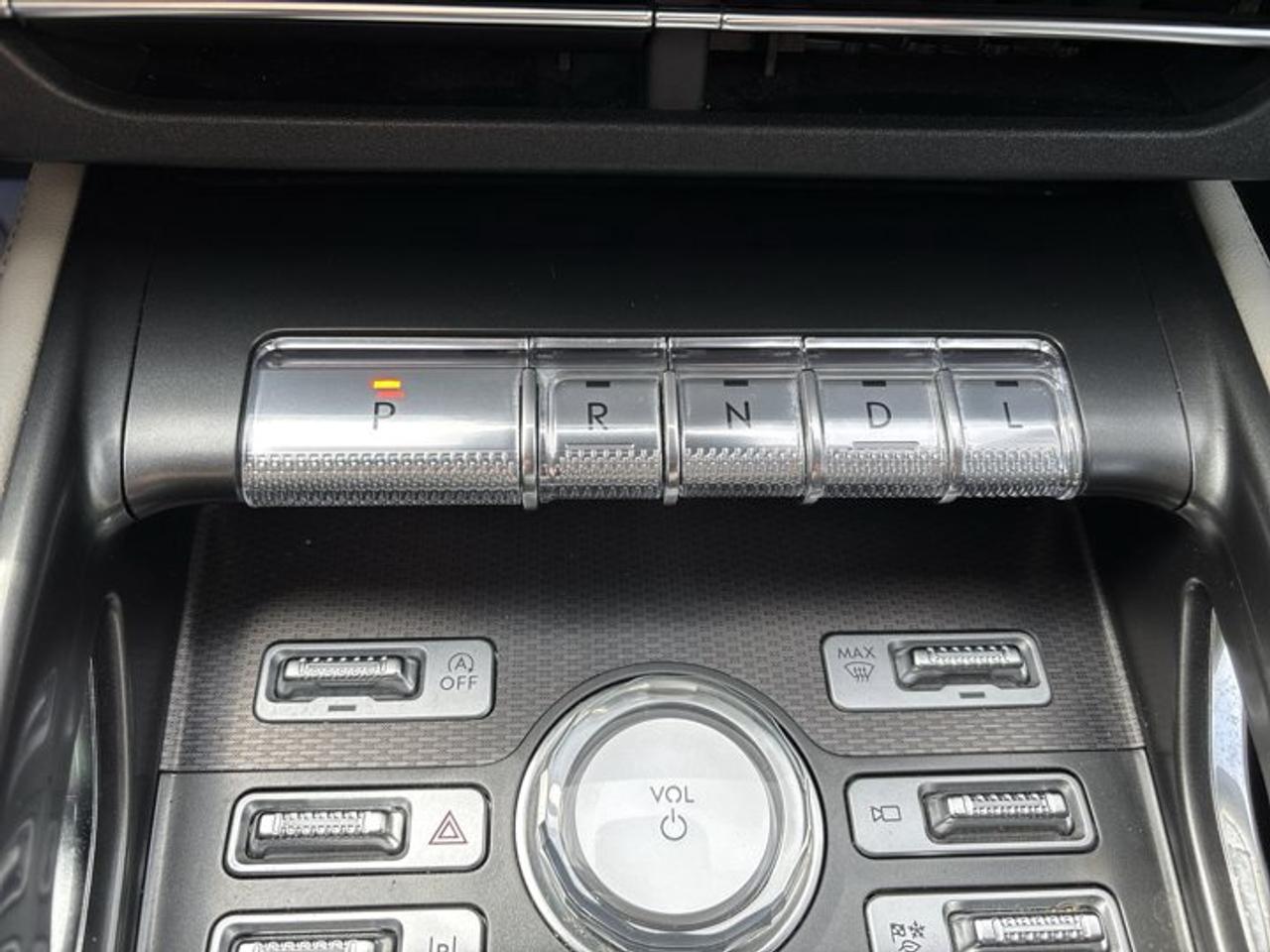 2025 Lincoln Nautilus Premiere AWD | One Owner | No Accidents | Leather Seats Photo