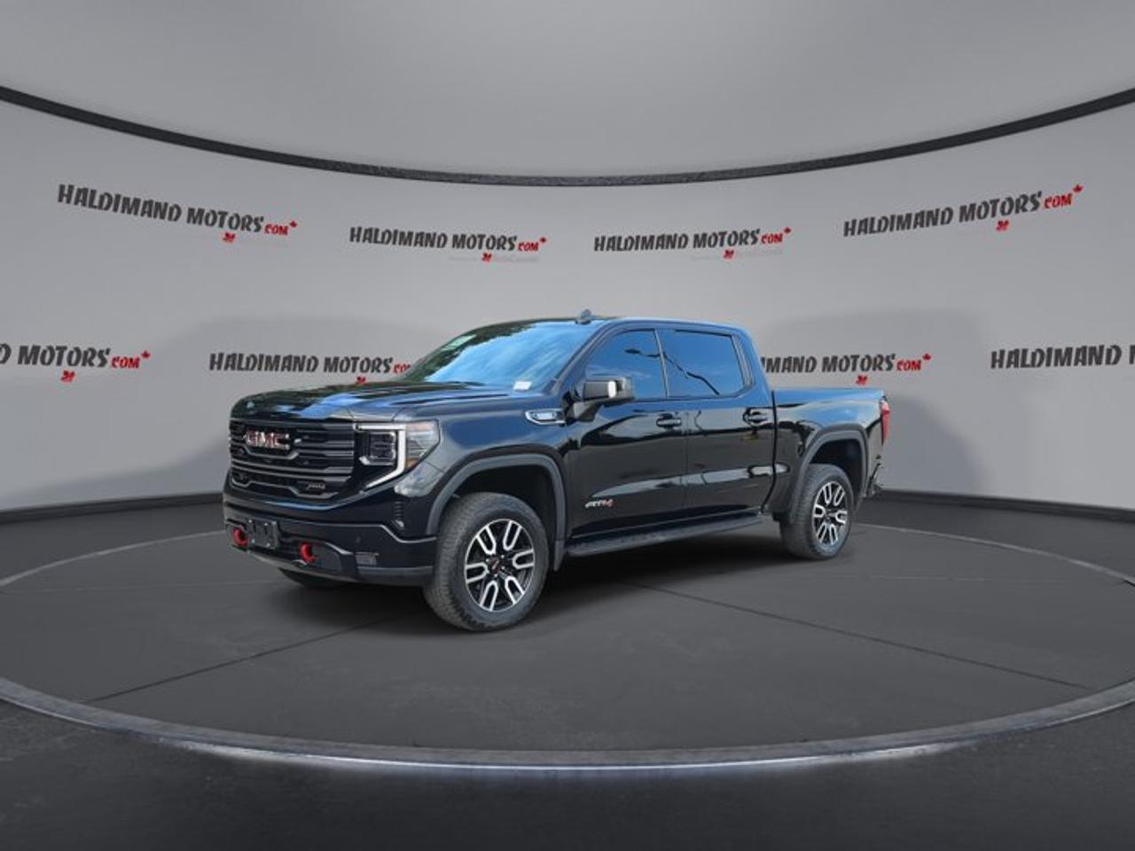 2025 GMC Sierra 1500 AT4 Crew Cab 6' Box 4WD | No Accidents | Vent. Front Seats Photo
