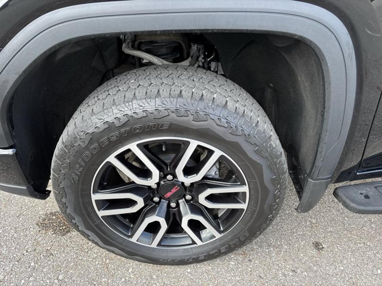 2025 GMC Sierra 1500 AT4 Crew Cab 6' Box 4WD | No Accidents | Vent. Front Seats Photo