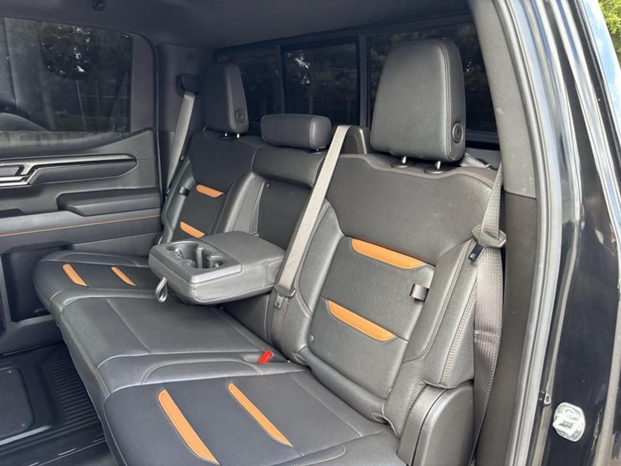 2025 GMC Sierra 1500 AT4 Crew Cab 6' Box 4WD | No Accidents | Vent. Front Seats Photo