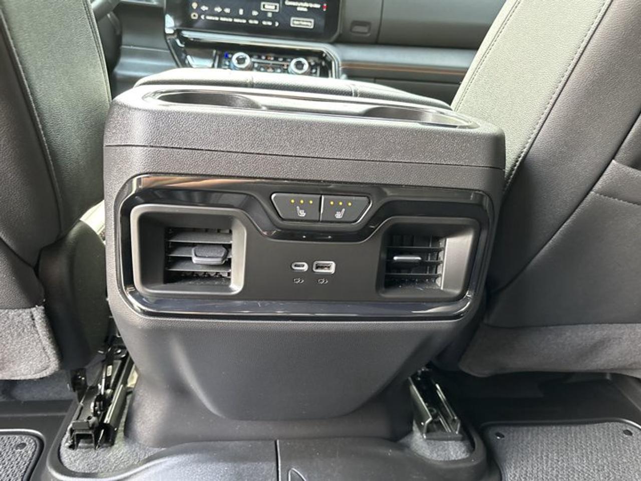 2025 GMC Sierra 1500 AT4 Crew Cab 6' Box 4WD | No Accidents | Vent. Front Seats Photo