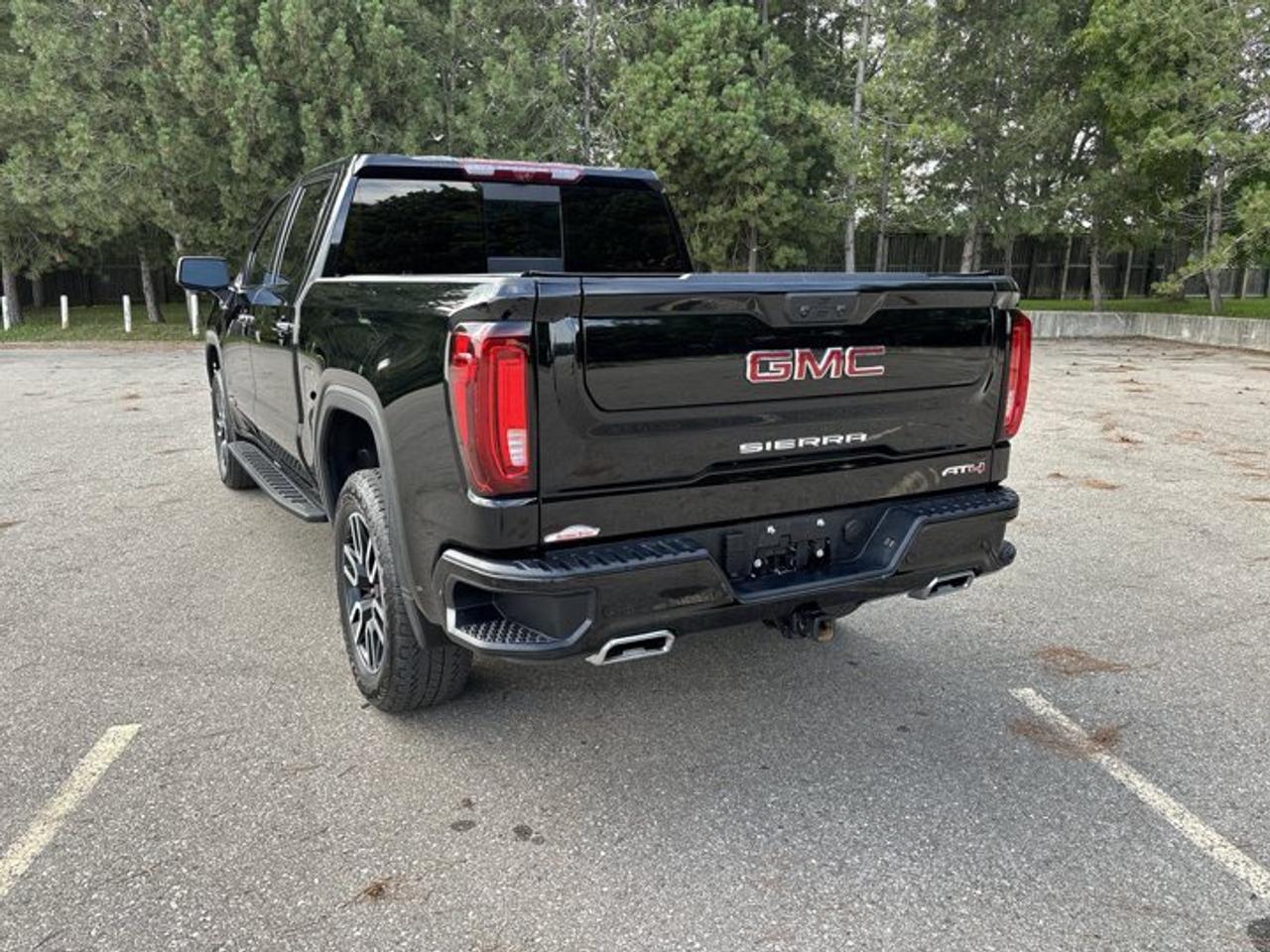2025 GMC Sierra 1500 AT4 Crew Cab 6' Box 4WD | No Accidents | Vent. Front Seats Photo