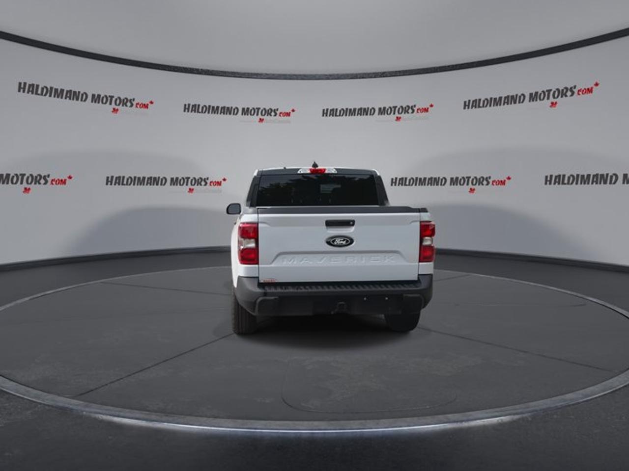 2025 Ford Maverick XLT SuperCrew AWD | One Owner | No Accidents Photo