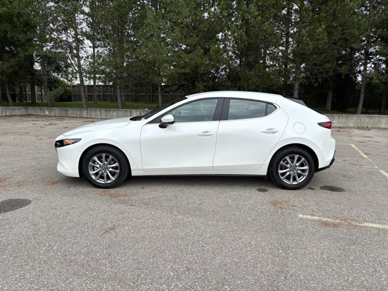 2025 Mazda MAZDA3 Sport GX FWD | No Accidents Photo