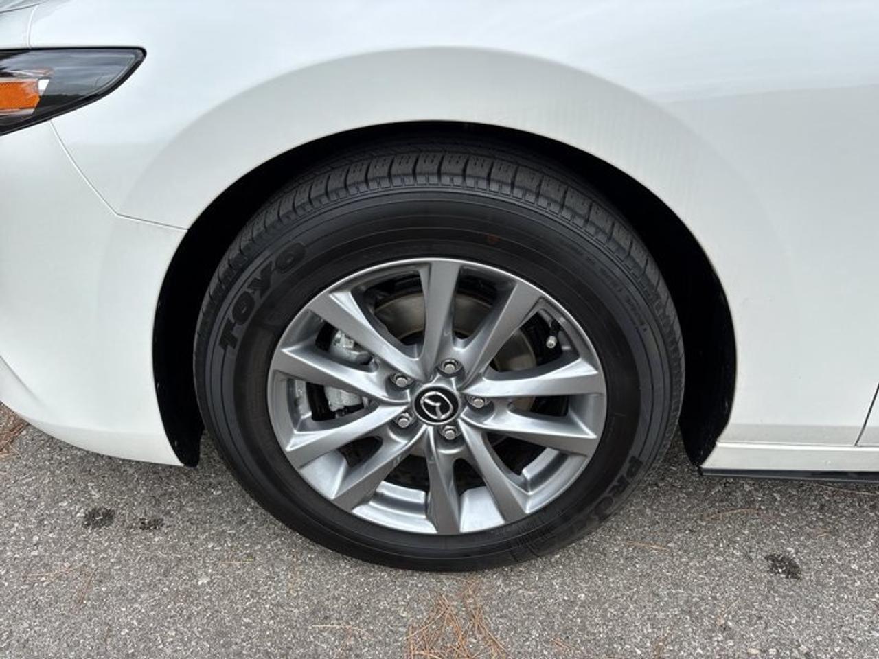2025 Mazda MAZDA3 Sport GX FWD | No Accidents Photo