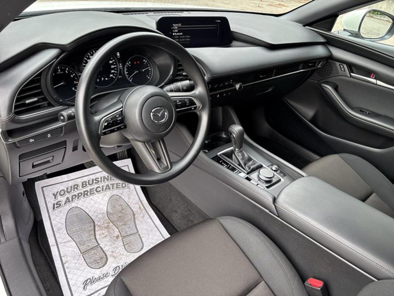 2025 Mazda MAZDA3 Sport GX FWD | No Accidents Photo