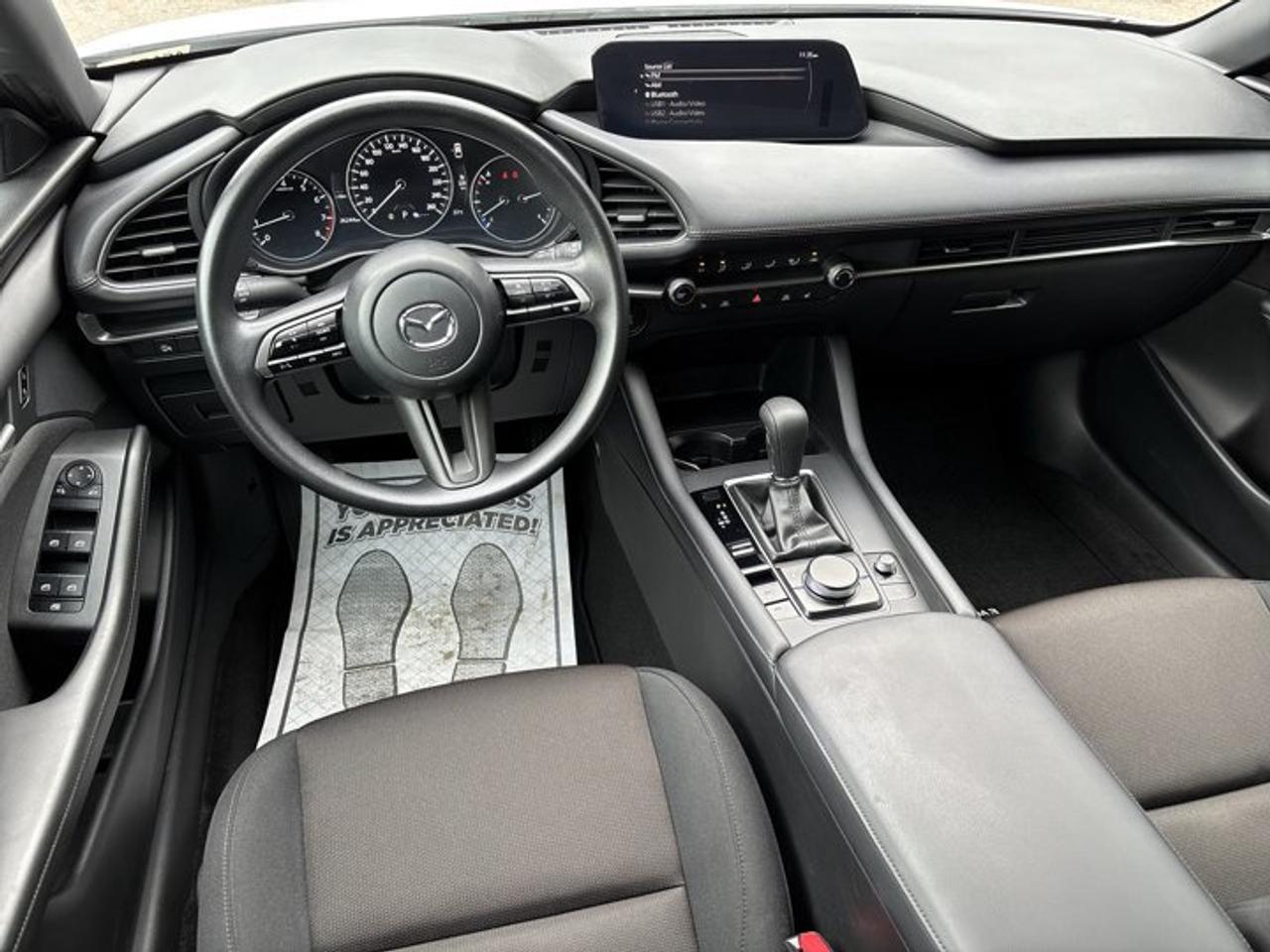 2025 Mazda MAZDA3 Sport GX FWD | No Accidents Photo