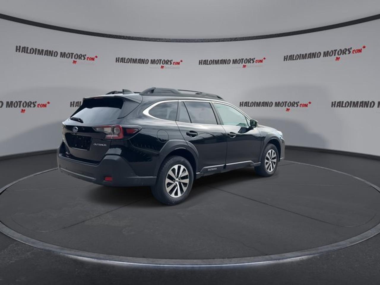 2025 Subaru Outback Touring AWD | No Accidents | Heated Steering Wheel Photo