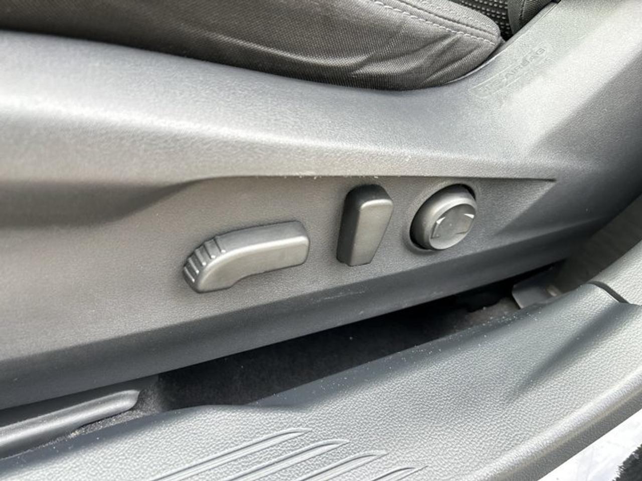 2025 Subaru Outback Touring AWD | No Accidents | Heated Steering Wheel Photo
