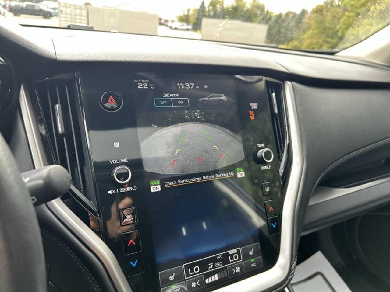 2025 Subaru Outback Touring AWD | No Accidents | Heated Steering Wheel Photo