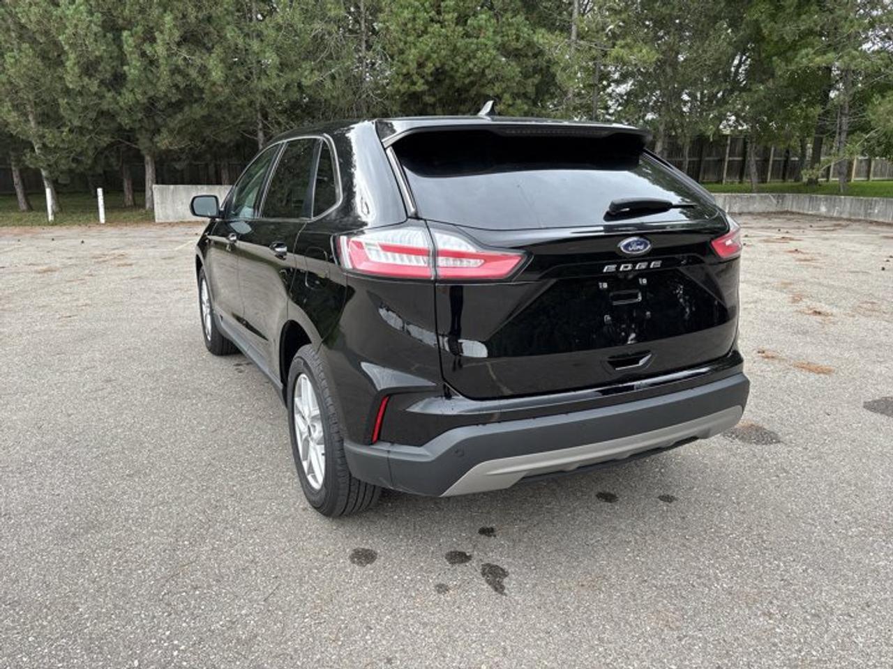 2023 Ford Edge SEL AWD | Leather Seats | Heated Steering Photo