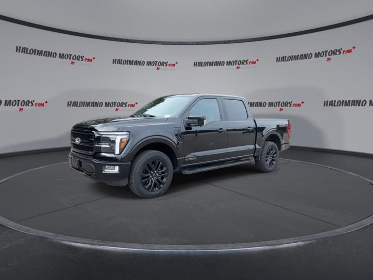 2024 Ford F-150 LARIAT SuperCrew 5.5' Box 4WD | One Owner | Leather Seats Photo