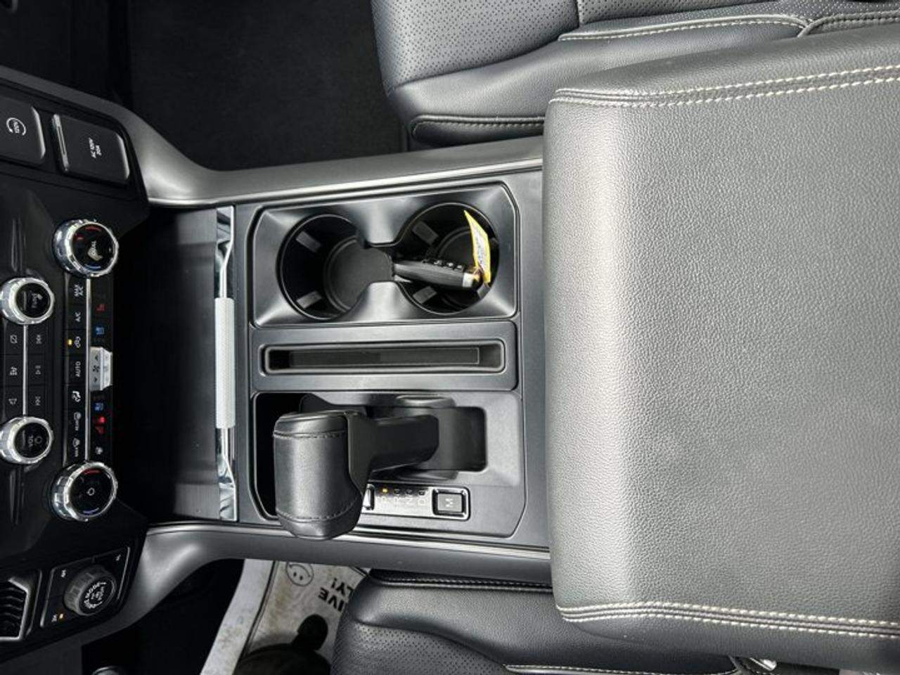 2024 Ford F-150 LARIAT SuperCrew 5.5' Box 4WD | One Owner | Leather Seats Photo