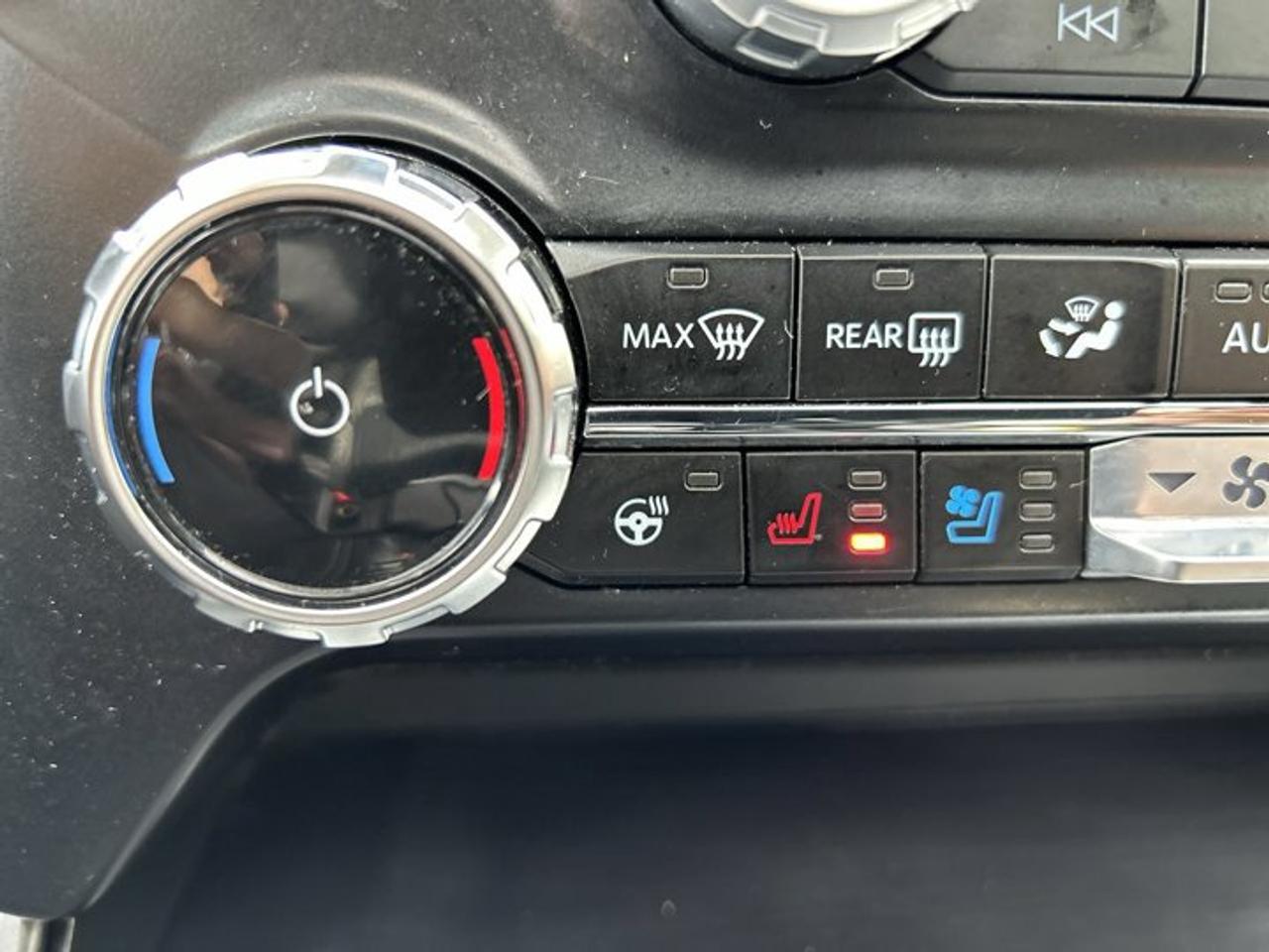2024 Ford F-150 LARIAT SuperCrew 5.5' Box 4WD | One Owner | Leather Seats Photo