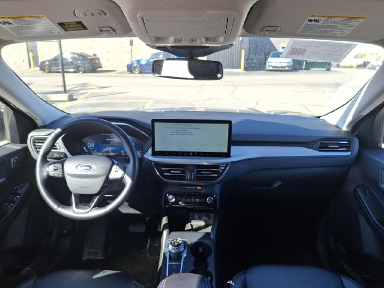 2025 Ford Escape Platinum | Leather | Panoramic Sunroof | Heated Seats + Steering | Adaptive Cruise | and More ! Photo