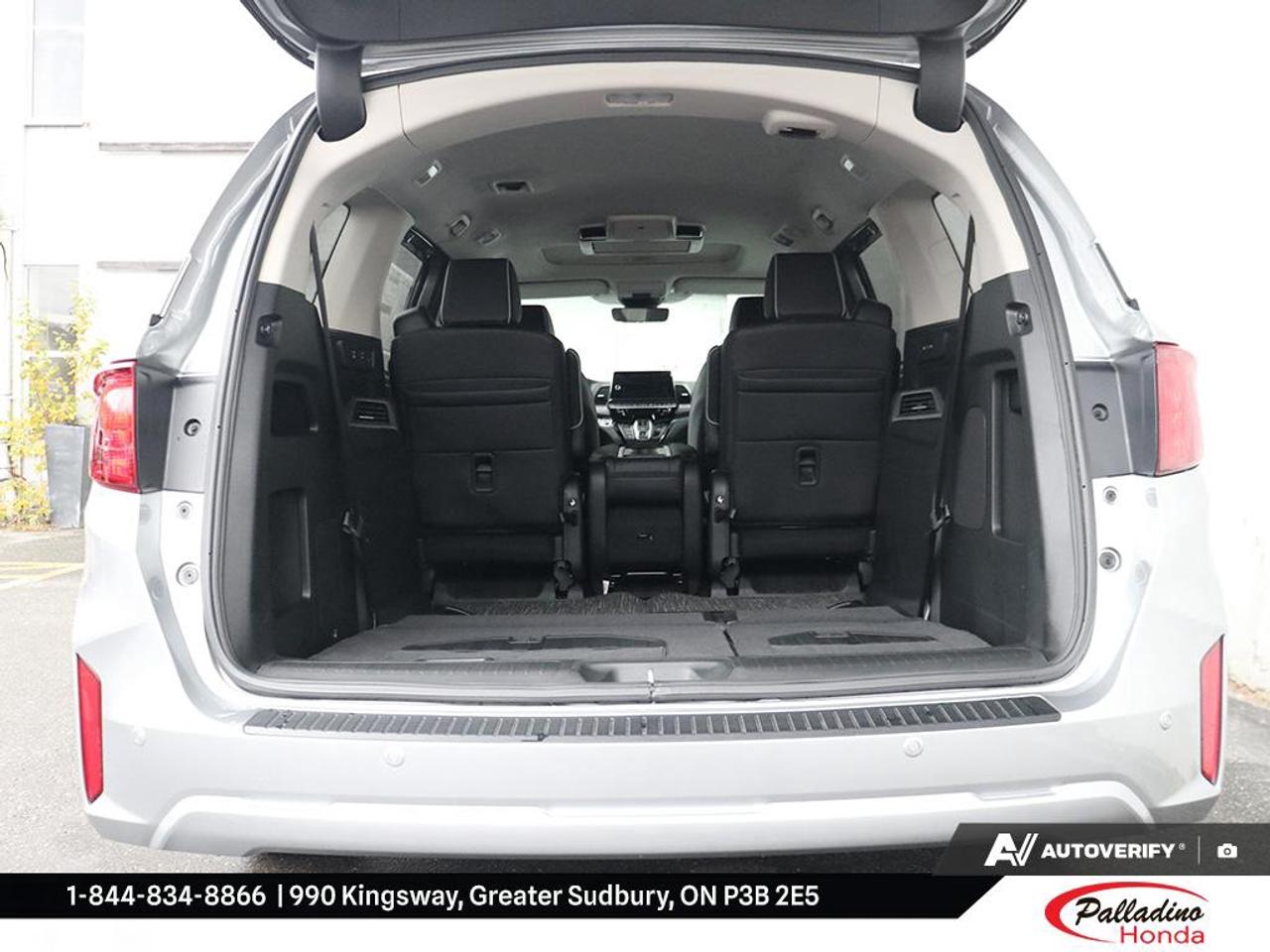 2027 Honda Odyssey Touring Photo