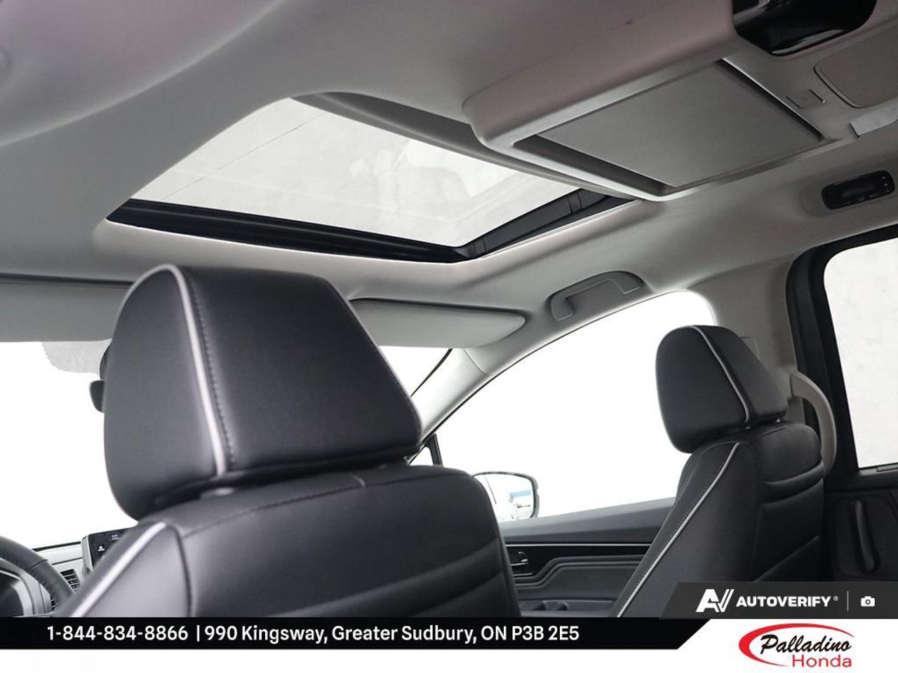 2027 Honda Odyssey Touring Photo