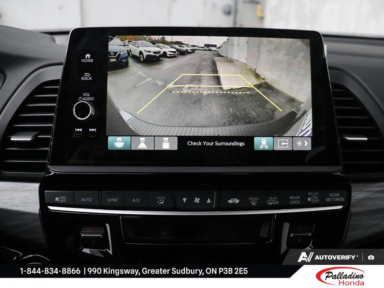 2027 Honda Odyssey Touring Photo