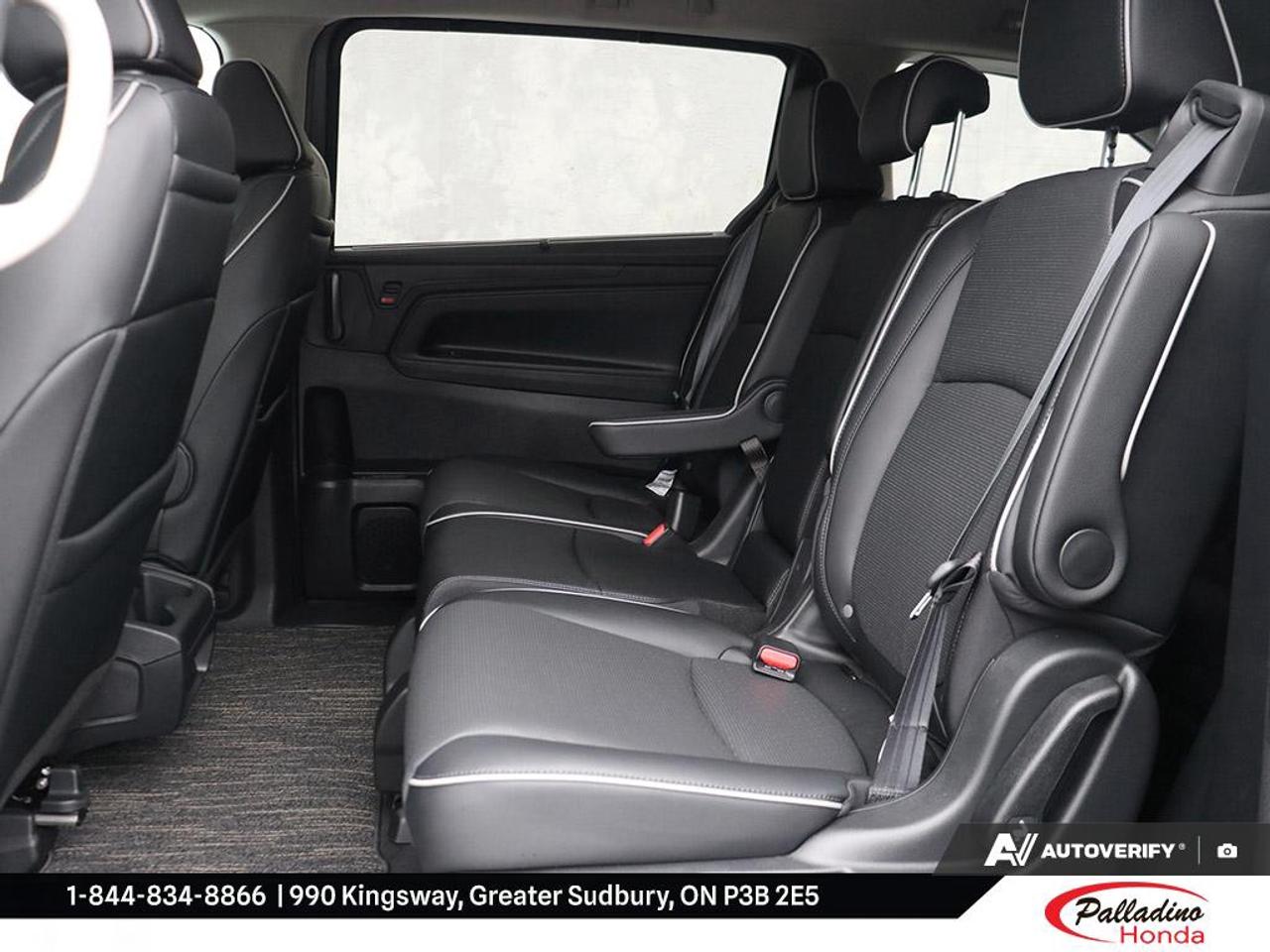 2027 Honda Odyssey Touring Photo
