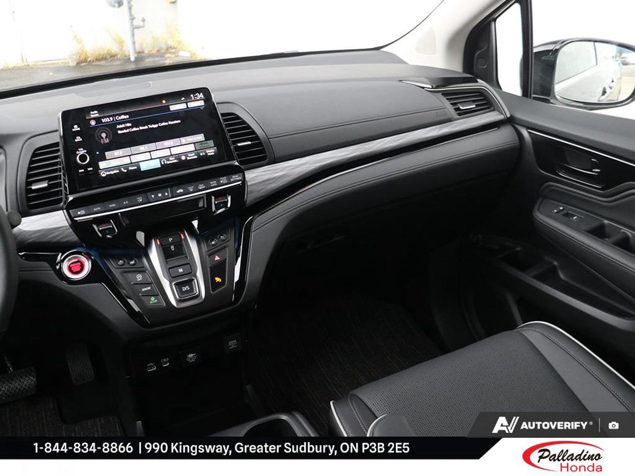 2027 Honda Odyssey Touring Photo