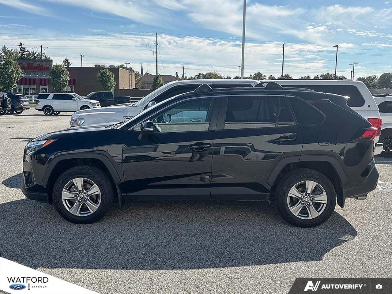 2025 Toyota RAV4 XLE AWD Photo2