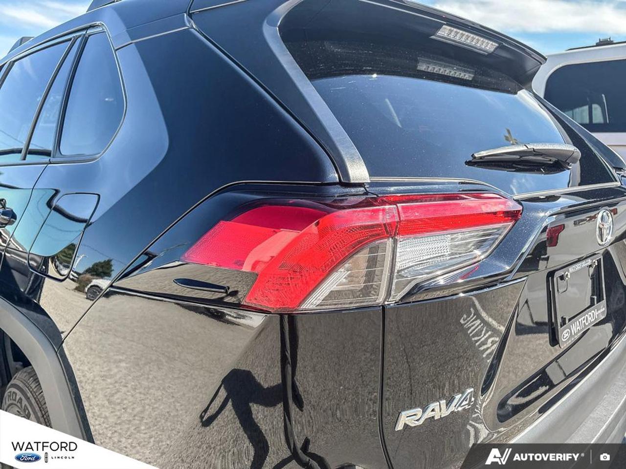 2025 Toyota RAV4 XLE AWD Photo